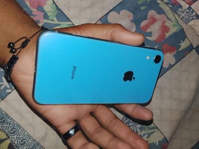 Apple iPhone XR