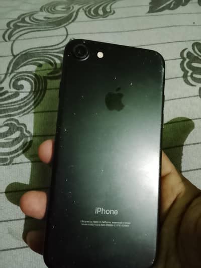 Apple iPhone 7
