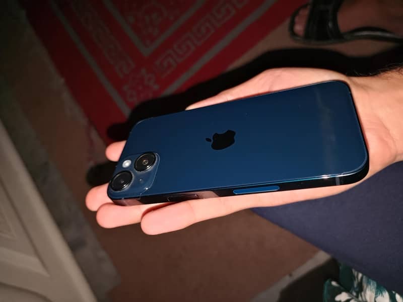 Apple iPhone 14 2