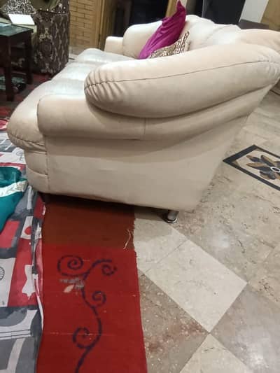 Sofa Set Good Condition