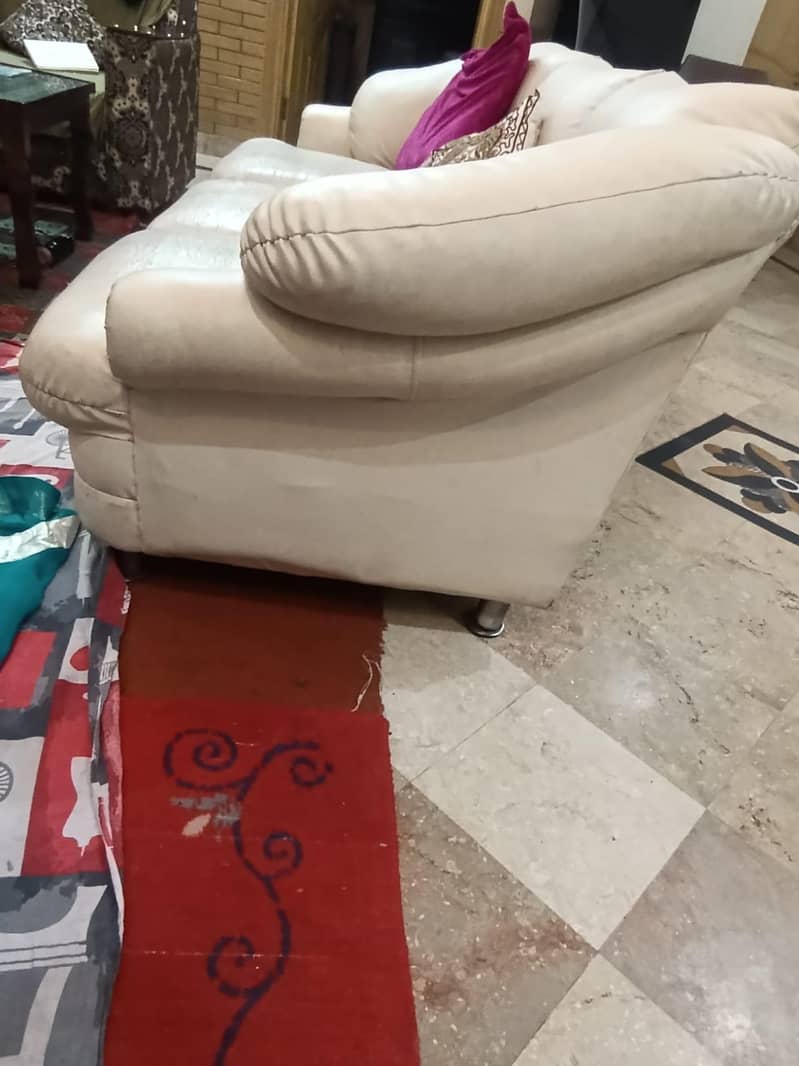 Sofa Set Good Condition 0