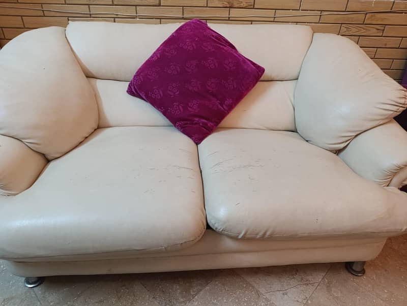 Sofa Set Good Condition 1