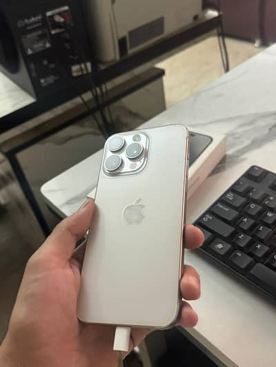 Apple iPhone 15 Pro Max