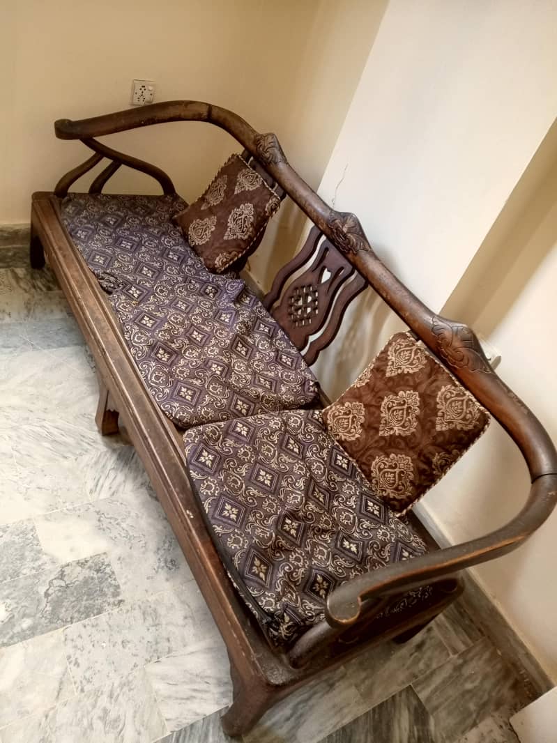 good condition sofa set 1