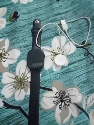 apple watch series 3 with charger screen broken