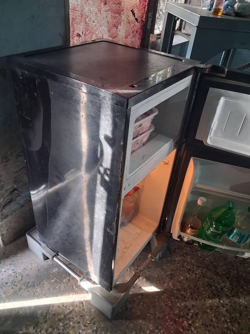 Mini fridge 1