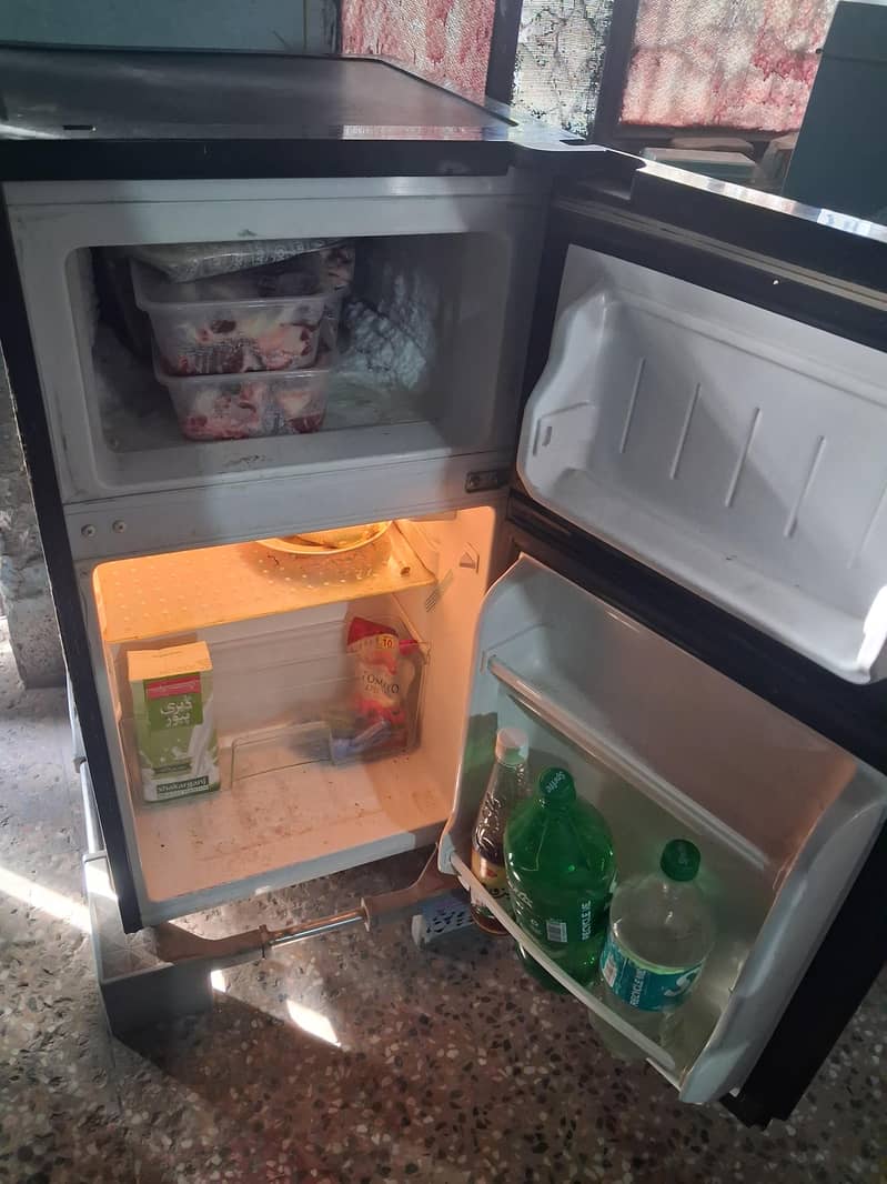 Mini fridge 2