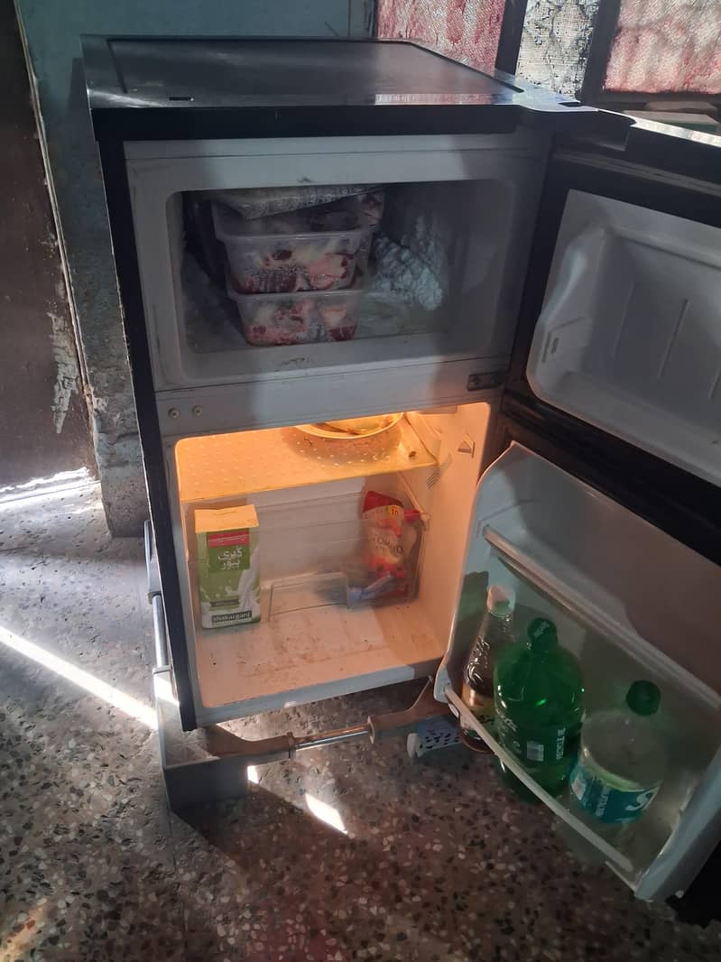 Mini fridge 3