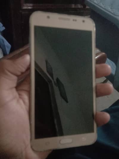 Samsung Mobile J7 Core