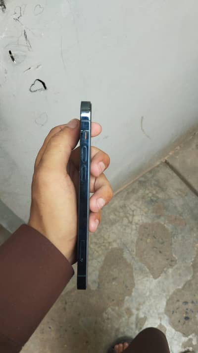 Apple iPhone 12 Pro
