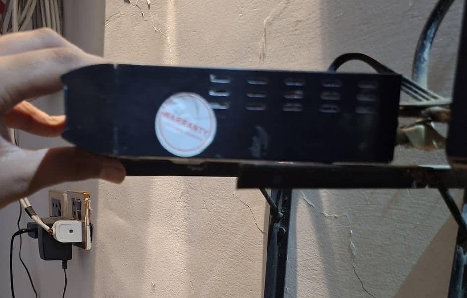 dish with receiver 6
