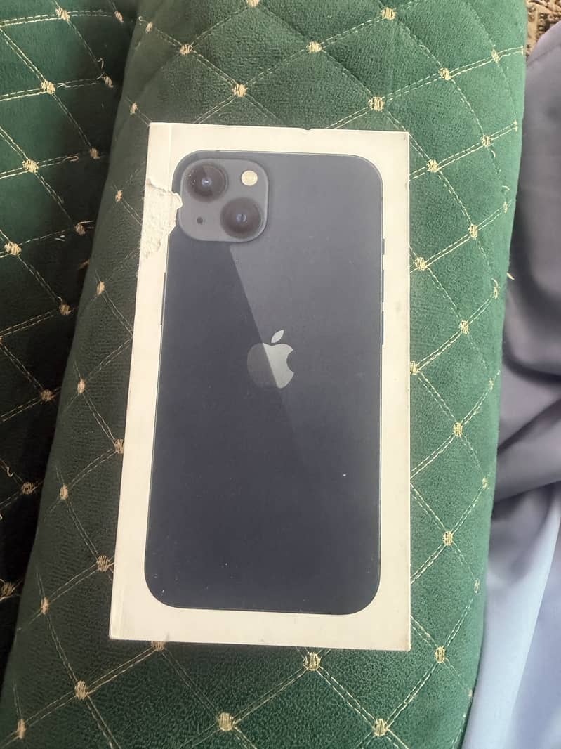 Apple iPhone 13 2