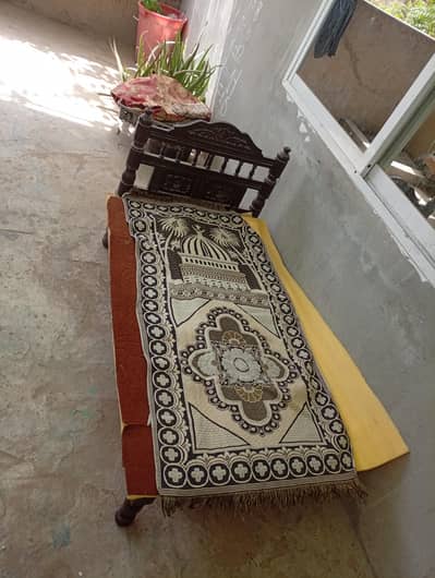Namaz ka takht نماز کا تخت