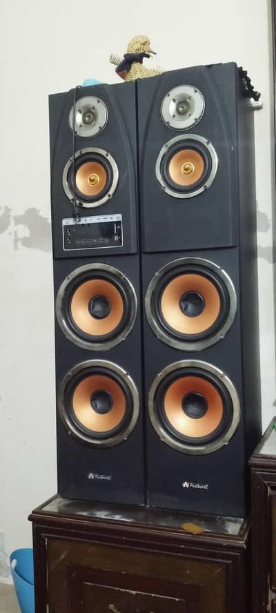 Monster 220 used speakers