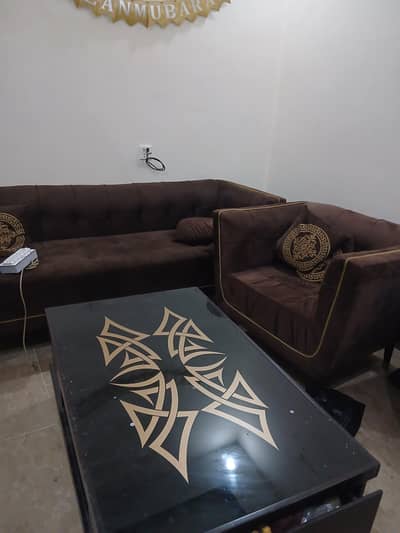 7 seater sofa set and table