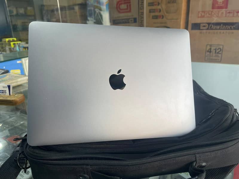 MacBook Pro 2