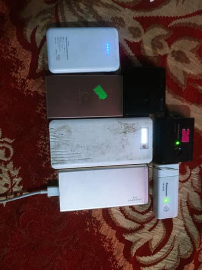 Small Origional Powerbank Lot