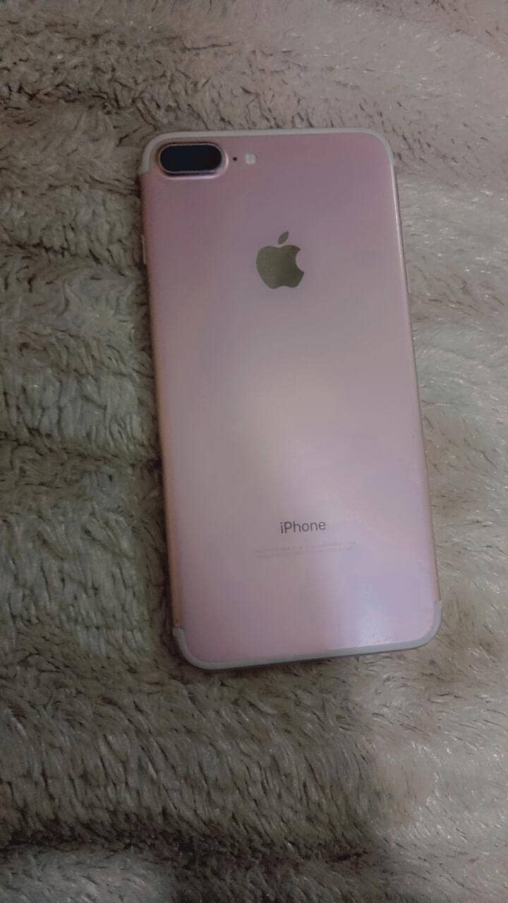 Apple iPhone 7 Plus 1