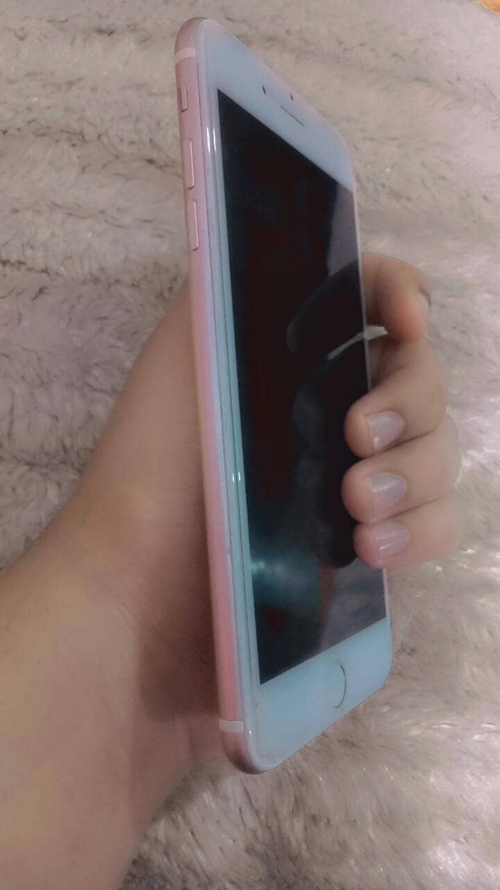 Apple iPhone 7 Plus 4