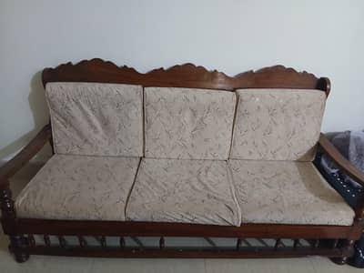 Traditional Pakistani 5-Seater Wooden Sofa Set for Sale