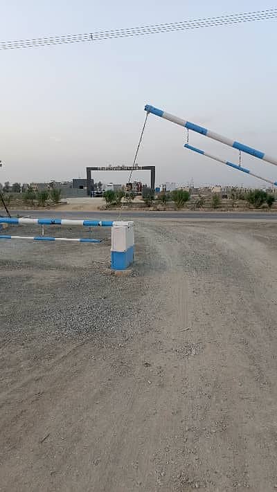 PIR AHMED ZAMAN TOWN BLOCK 2 445 YARDS FILE AVAILABLE FOR SALE