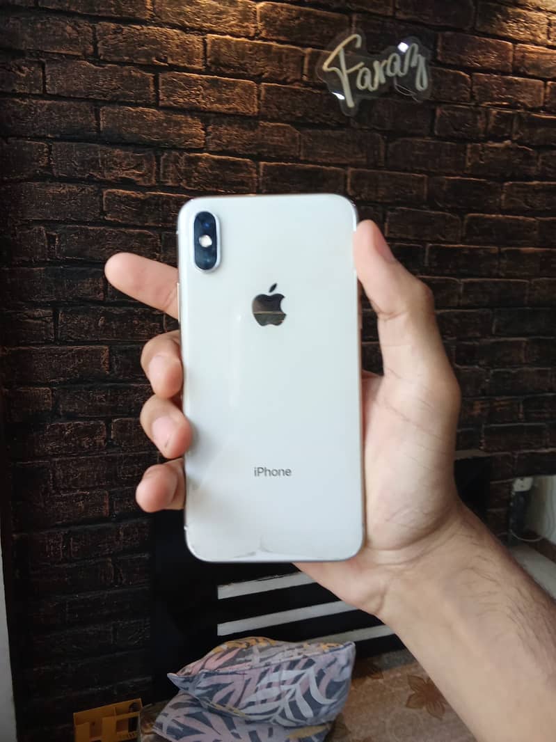 Apple iPhone X 1