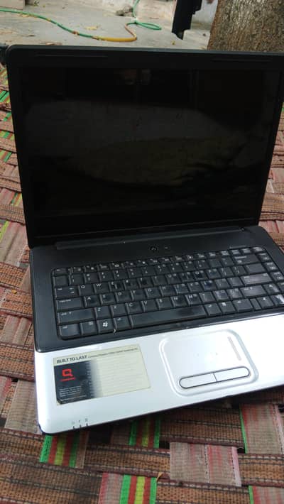 Compaq presario CQ50-105NR Notebook laptop