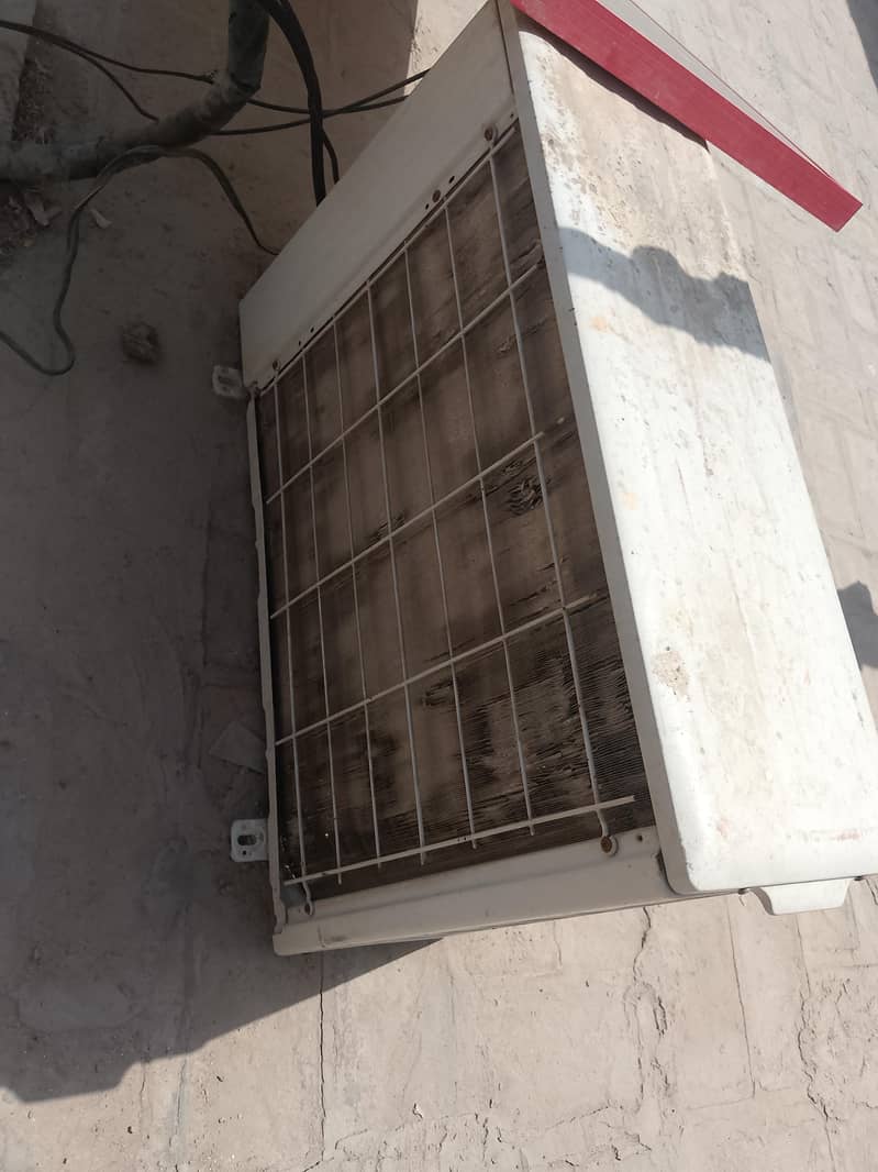 split AC 1-ton 3