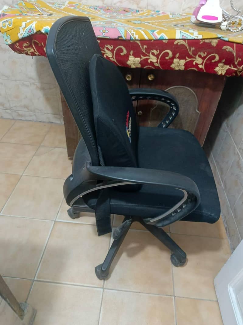 Mesh Computer chair 1