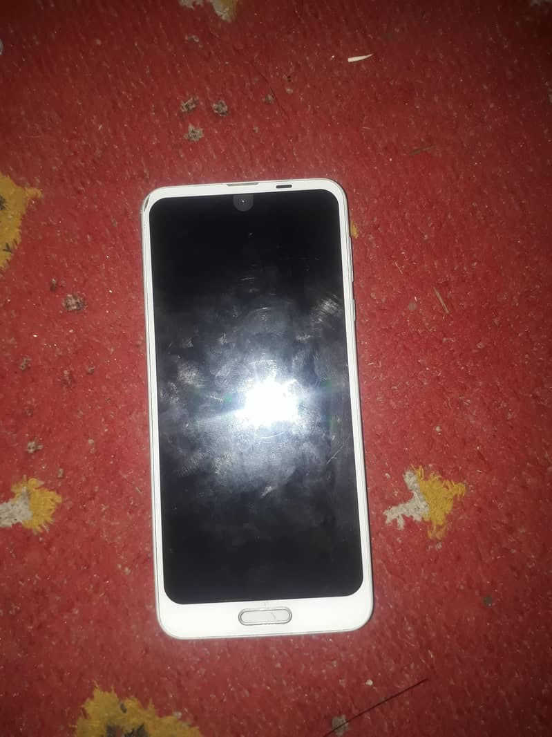 Sharp Aquos R2 2