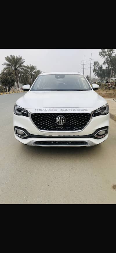 MG HS 2022