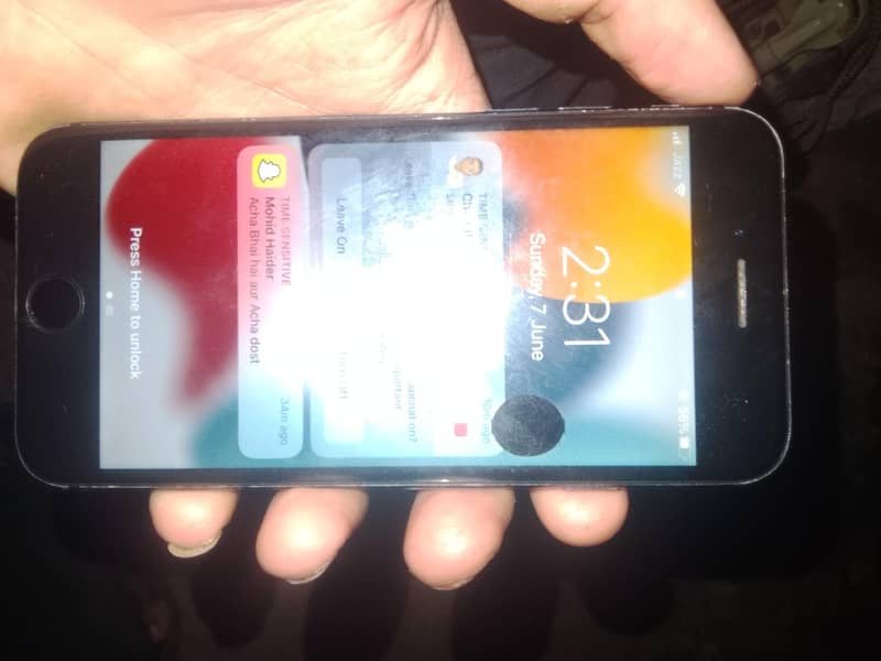 Apple iPhone 7 5