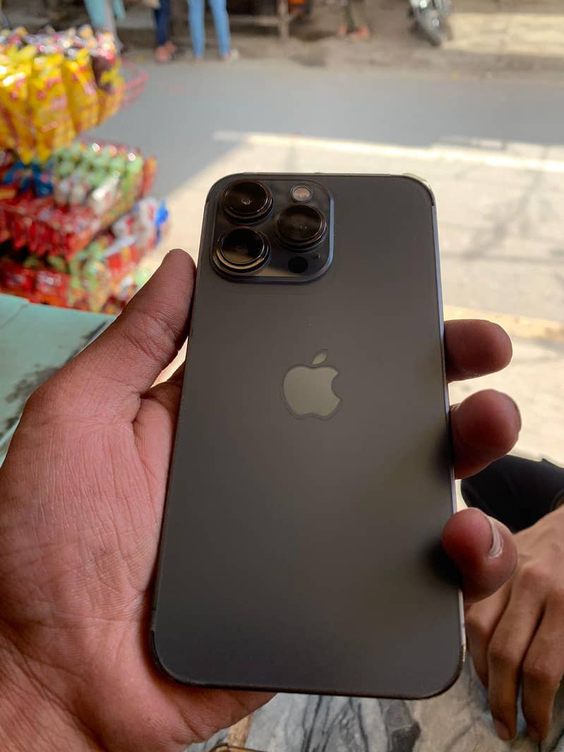 iphone 13 pro 4