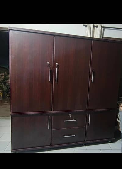 3 door Almirah (Almari) Wardrobe.