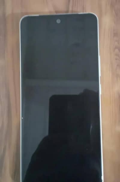 Vivo Y400 256 GB 3 months warenty available Read Add first