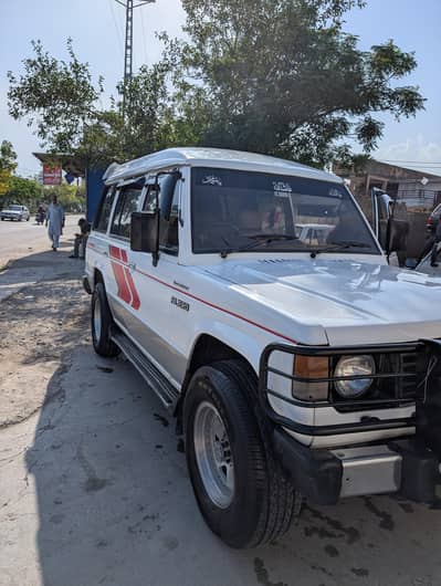 Mitsubishi Pajero 1985