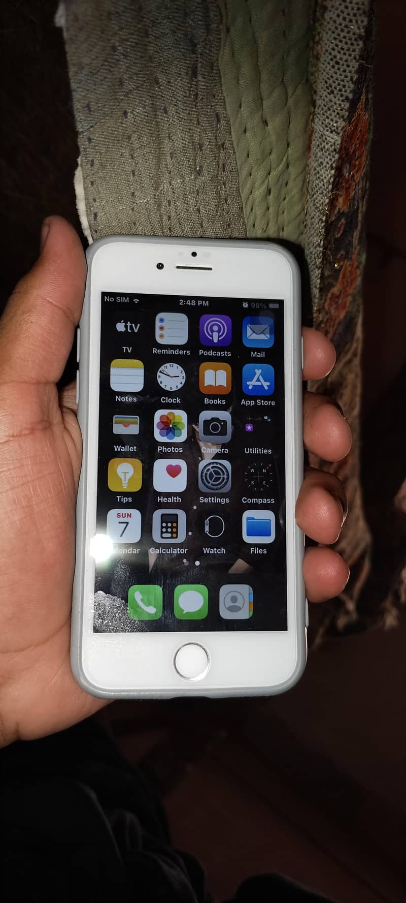 Apple iPhone 7 4
