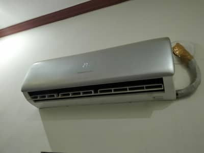 Changhong Ruba AC 1.5 TON GOOD CONDITION