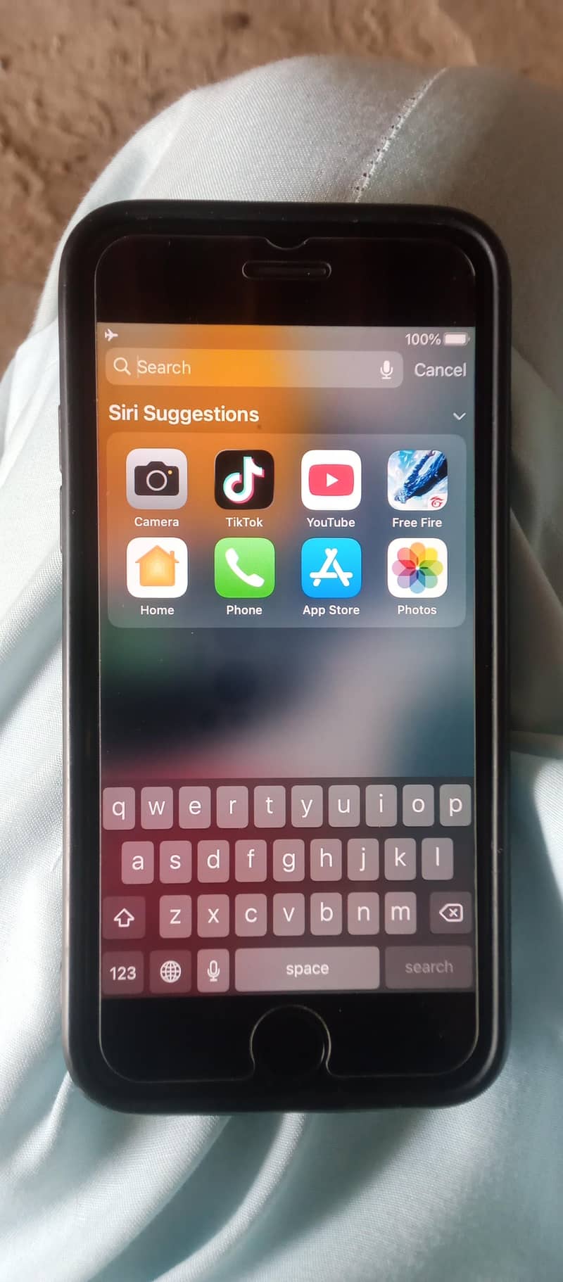 Apple iPhone 7 2