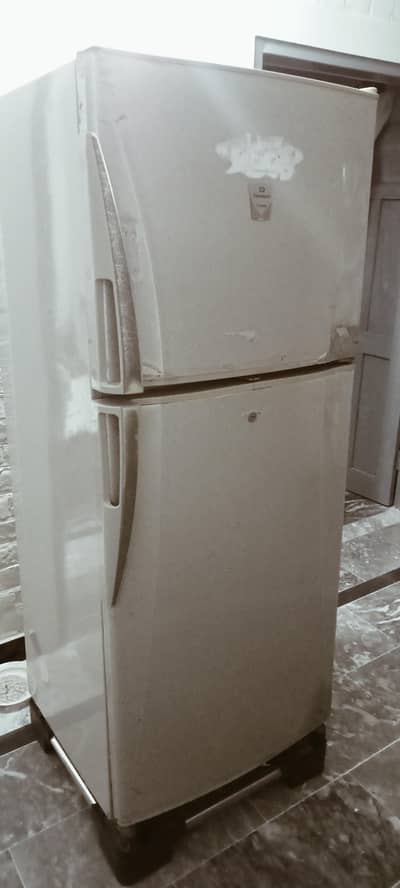 Large Size Fridge For Sale. Just Buy n Use. Cooling A1.