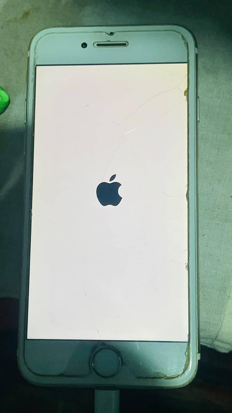 Apple iPhone 7 9