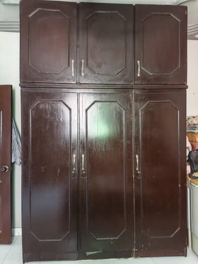 3 Door cupboard with additional floor of 3 door