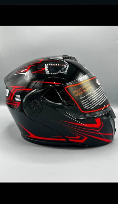 Aero Shield flipup helmet - red black helmet