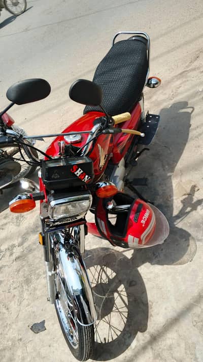 Hunda 125 16 model