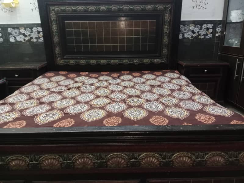 used bed 0