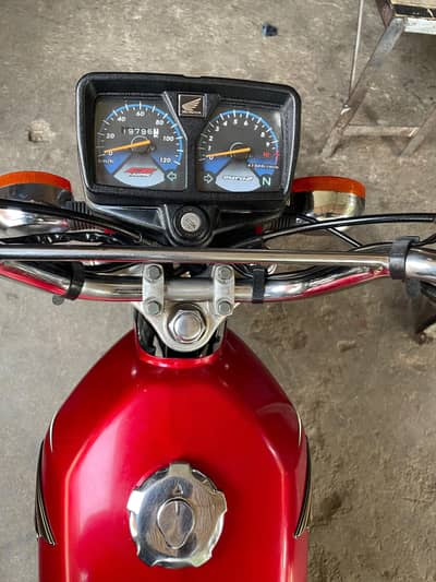 Honda  CG125