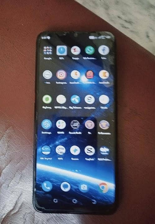 Tecno LC8 1