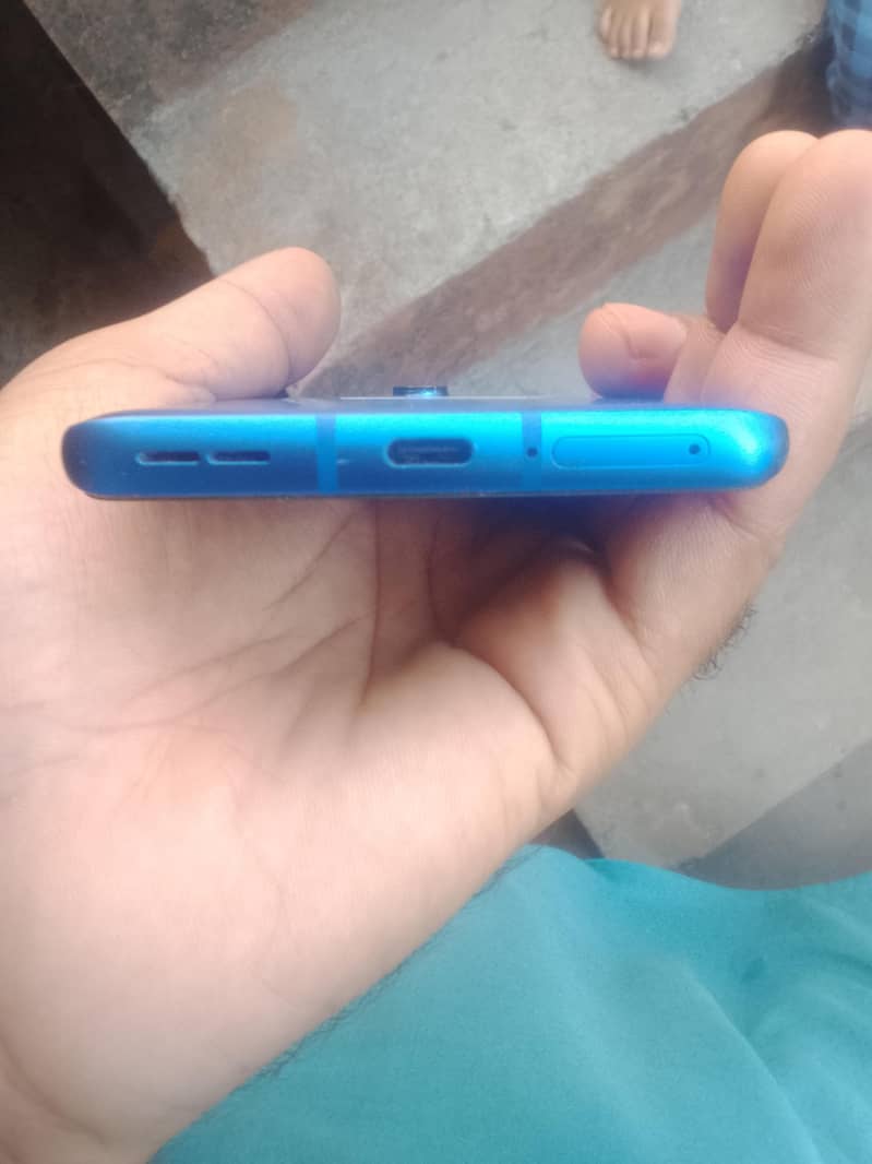 one plus 8pro 1