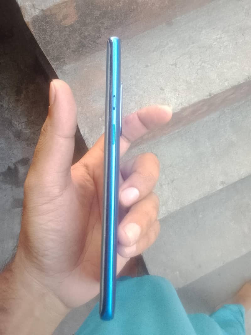 one plus 8pro 4
