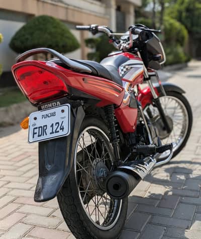 Honda Dream 125 2014